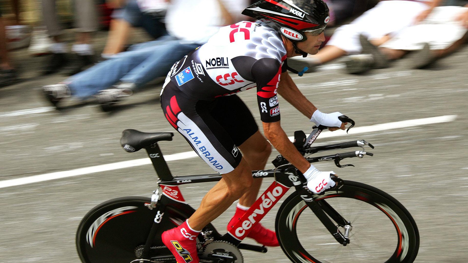 《Dota2》荣耀巅峰总决赛:“冠军归属”谁可预计?